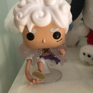 Luffy Gear 5 Funko Pop Vinyl Figure